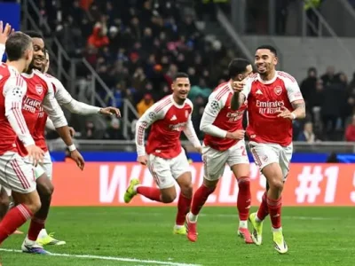 Carragher ‘chỉ điểm’ Arsenal: Thiếu ‘sát thủ’ đẳng cấp, khó cạnh tranh danh hiệu với Man City