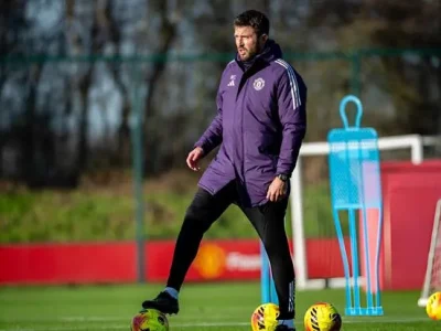 Cảnh Báo Nóng: Carrick Hét To Với MU, Đừng Dại Coi Thường Fulham!