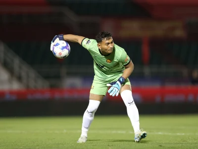 Thanh Hóa gây sốc: Thủ môn sẵn sàng mặc áo cầu thủ, vào sân đá như tiền đạo