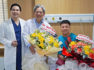 Tiền vệ U23 Thái Sơn lộ diện sau ca mổ dây chằng, hứa hẹn trở lại sân cỏ cuối 2026