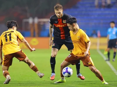 Sốc! Ninh Bình vỡ mộng vô địch V.League sau hai trận thua liên tiếp trước CAHN và HAGL