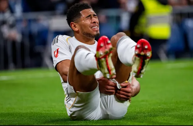 Jude Bellingham roi san trong nuoc mat 